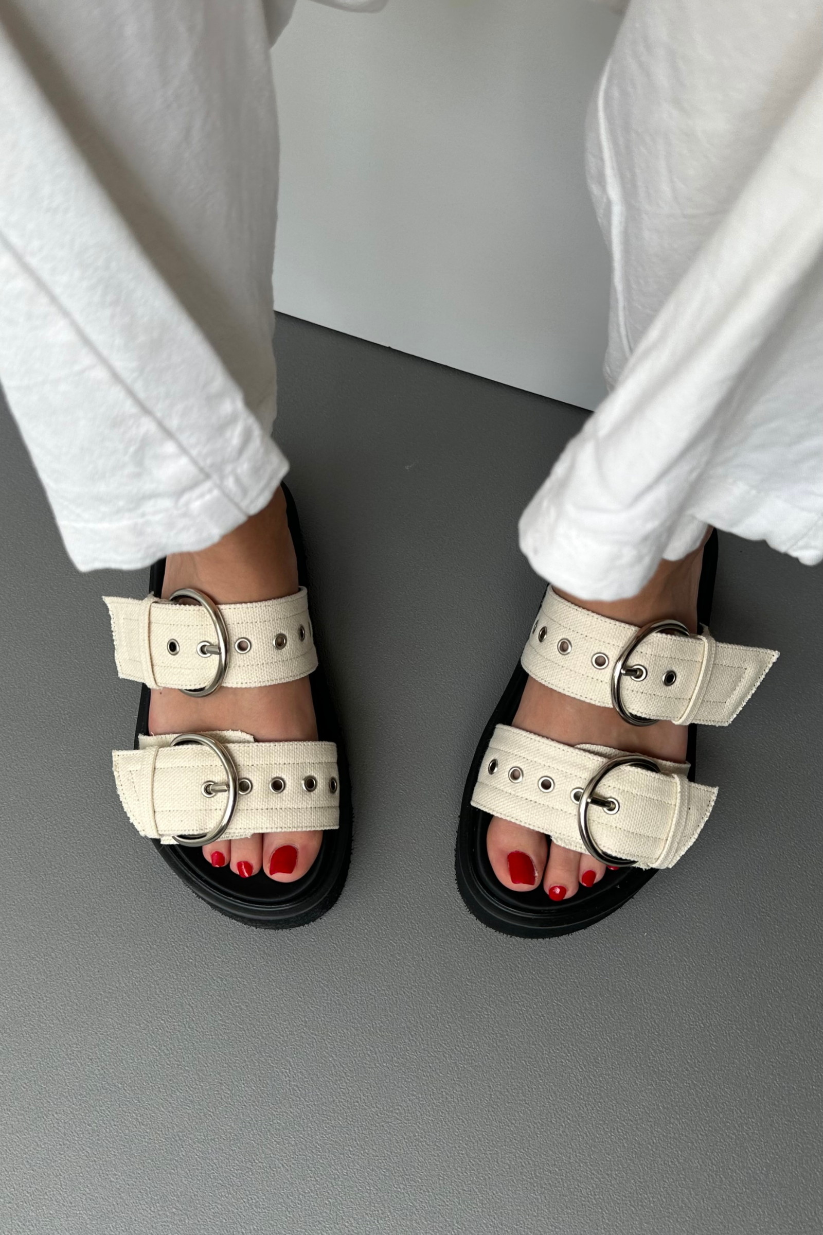 Chaussons Pour Femmes LIN BEIGE – Image 3